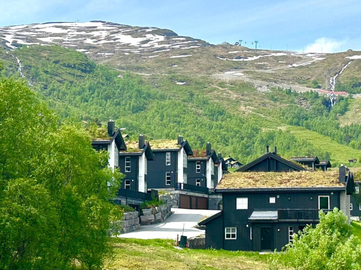 Lovise Mountain Apartment Stranda  Eksteriør billede